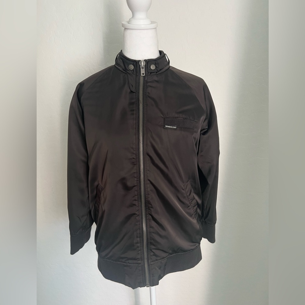 Member’s Only black zip up jacket, 3/4 sleeves. Size Small.
